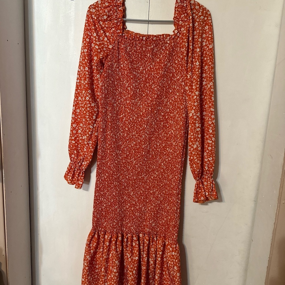 Maternity Summer Floral Midi Bodycon Dress - Picture 4 of 5